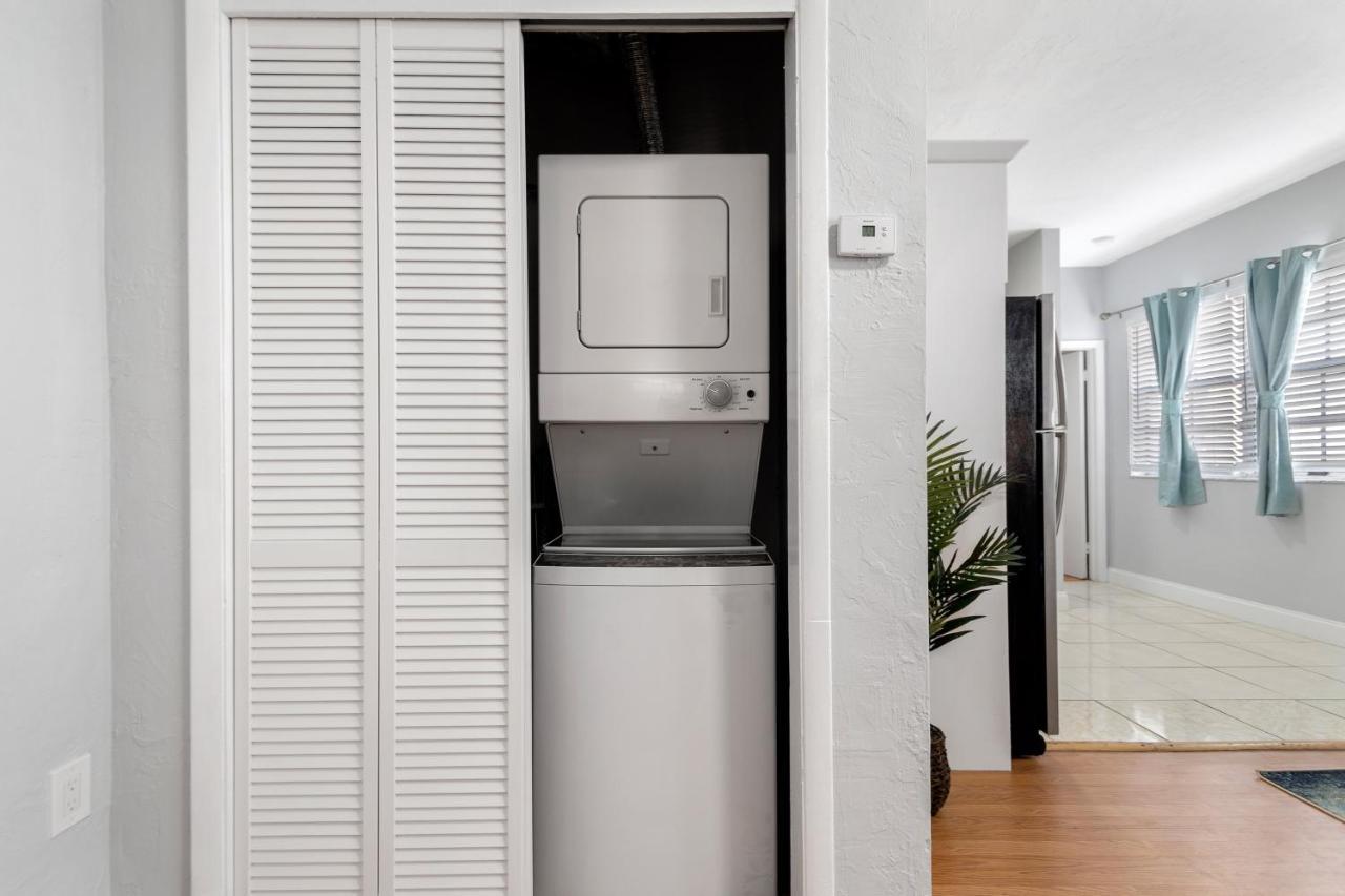 Ensuite Apt On Collins Ave Miami Beach Exterior photo